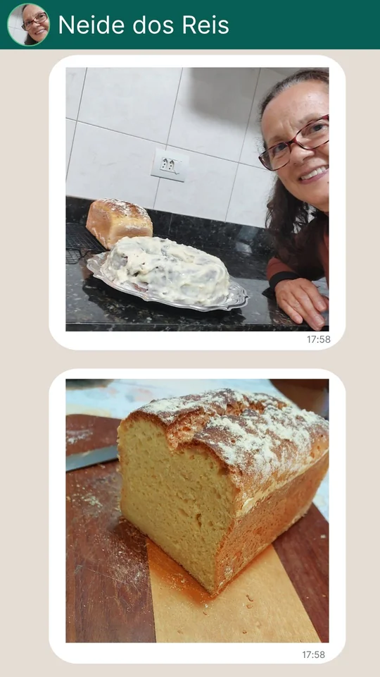 Aluna mostrando pão sem glúten feito na Imersão