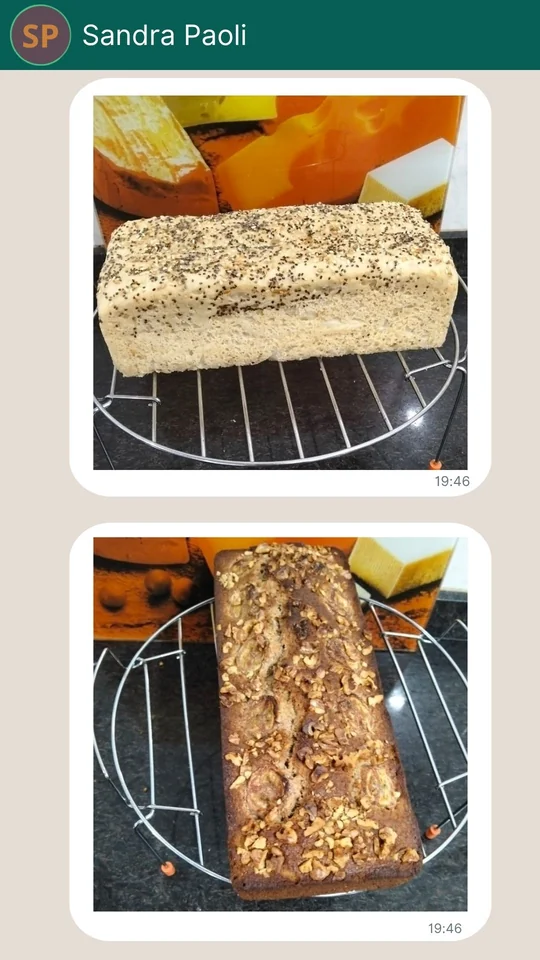 Aluna mostrando preparo sem glúten feito na Imersão
